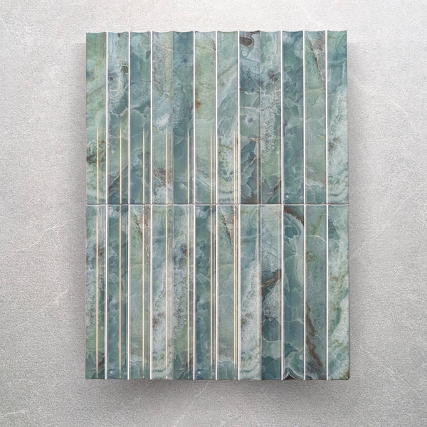 Atelier Wave Emerald Wall Tile